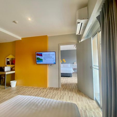 Beehive Boutique Hotel Phuket Exterior foto